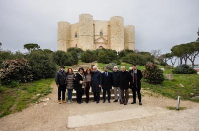 Romania e Puglia unite dai beni Unesco, a Castel del Monte la visita della delegazione di Bucarest