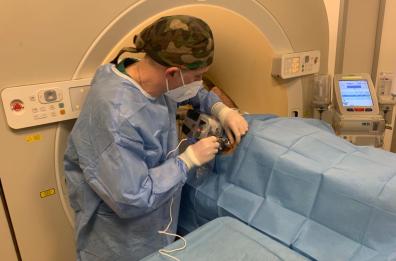 A Castellana Grotte eseguito il primo intervento in Italia di radiologia robotizzata Tc