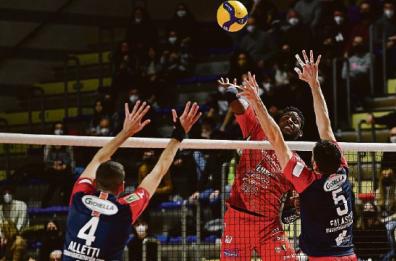 Taranto accarezza l’impresa: duello a distanza con Siena volley