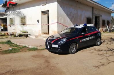 Coniugi trovati morti in casa a Serranova, erano in due stanze diverse: si pensa a duplice omicidio