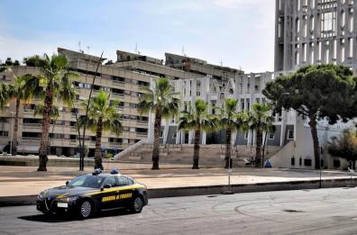 Taranto, frode sul reddito di cittadinanza: 224 «furbetti» nel mirino della Procura