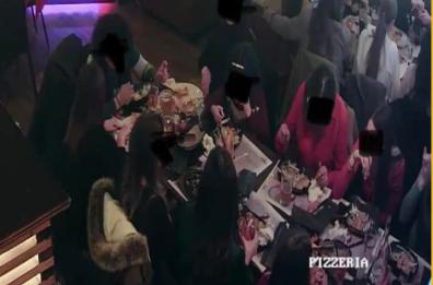 Casamassima, serata al pub in 10, vanno via senza pagare: poi una ci ripensa e torna a saldare il conto