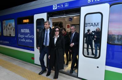 Ferrovie Appulo Lucane, inaugurato oggi nuovo treno Matera-Bari