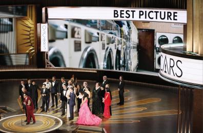Oscar 2023, il miglior film è «Everything Everywhere All at Once», 7 premi su 11, Italia a bocca asciutta