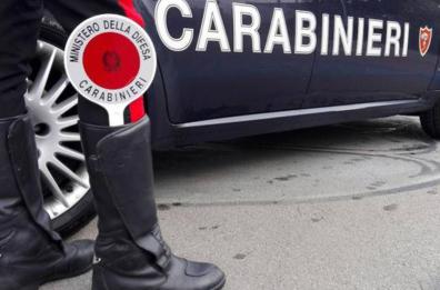Bari, irregolarità in negozio alimentari, un 14enne portava la spesa: sospensione, denunce e 54mila euro di multa