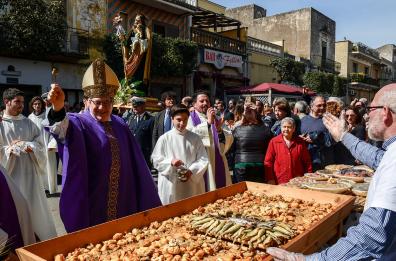 Nel Brindisino si rinnova l'antico rito della «Matthra» di San Giuseppe 
