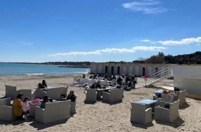 Lecce, estate in anticipo a lido York: riapertura e prima tintarella