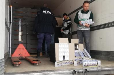Porto di Bari, sequestrate 5 tonnellate di tabacchi di contrabbando