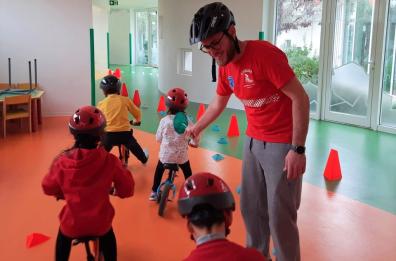 Piccoli rider in Balance Bike, la Polisportiva Cavallaro entra nelle scuole di Bisceglie 