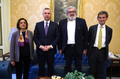 Ambasciatore Ucraina a Bari, l'incontro con il Prefetto ed Emiliano