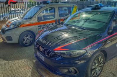 Statte, anziana cade in casa: salvata dai passanti e dai carabinieri