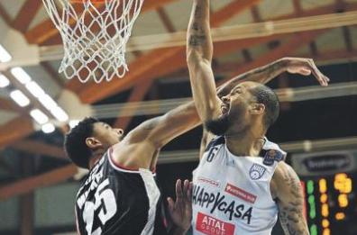 Basket, sinfonia Happy Casa Brindisi: Vitucci può sorridere