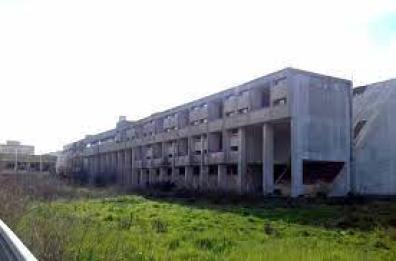 Appello studiosi contro l'abbattimento del gerontocomio nel Leccese