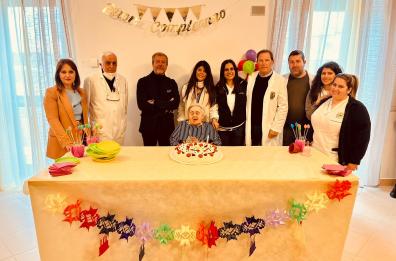 Basilicata, Adelina spegne 76 candeline: è la persona con sindrome di down più longeva d’Italia