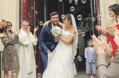 Ecco «Amori (e guai) a Parigi», dolce e ironica commedia su come sposare l’uomo ideale