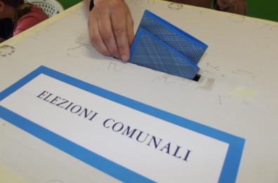Taranto, per le elezioni comunali domani comizi di chiusura per i due candidati sindaci
