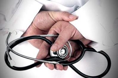 Puglia, i direttori generali Asl licenziati se sforano il tetto della spesa farmaceutica 