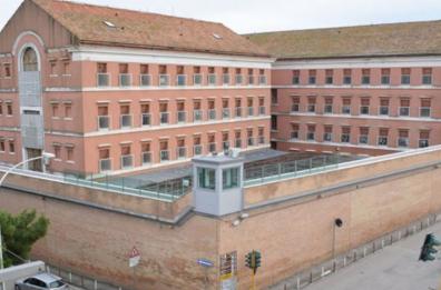 Sovraffollamento e scarsa igiene: «Il carcere di Lucera va chiuso»