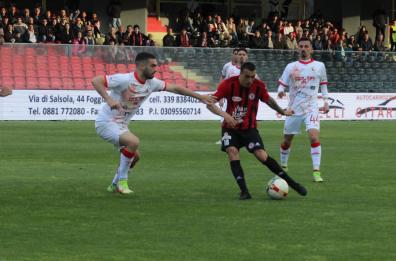 Goleada del Foggia contro il Turris: 4 a 0 