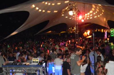 Presunta violenza su una 12enne dopo una serata agli Alimini: indagato un animatore