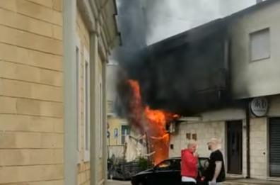 Cassano delle Murge, incendio in un bar: ferito il titolare