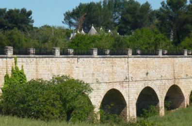 Puglia, il 7 maggio la passeggiata letteraria dedicata a “Le voci femminili pugliesi della poesia” 