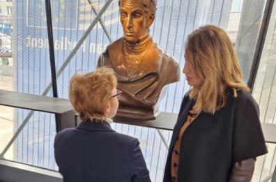 Dalla Puglia al Parlamento Europeo per lavorare, l'autismo non ferma Alessandra