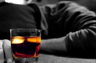 Asl Bt, abuso di sostanze alcoliche: aumentano i casi tra gli adolescenti e le donne