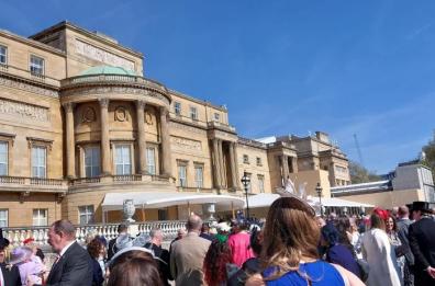 Tutti alla corte di Carlo e Camilla: a Buckingham Palace un party prima della incoronazione