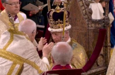 Arriva il giorno di Carlo e Camilla: in migliaia all'incoronazione del re - LE FOTO - 