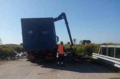 Foggia, via alla bonifica dei rifiuti sulle strade, 100 i siti