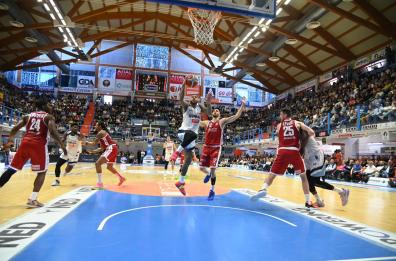 Brindisi torna a vincere sulla Pallacanestro Trieste con il punteggio di 92-70