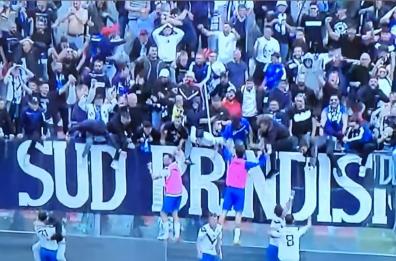 Il Brindisi torna in C: battuta la Cavese nello spareggio. E ora festa