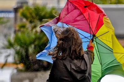 Ponte del 25 aprile tra freddo e pioggia, ma il clima migliora al Centro-Sud 