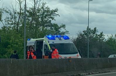 Brindisi, ieri l’addio a «Rino Flash» Romano: ma la famiglia non si dà pace
