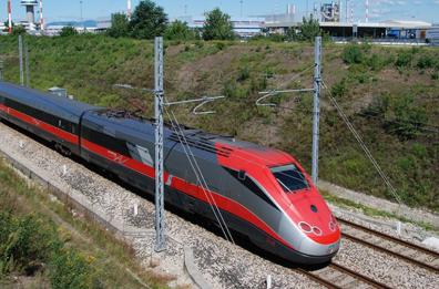 Alluvione in Emilia Romagna, ritardo di 18 ore per treno Lecce-Milano: «Un'odissea»