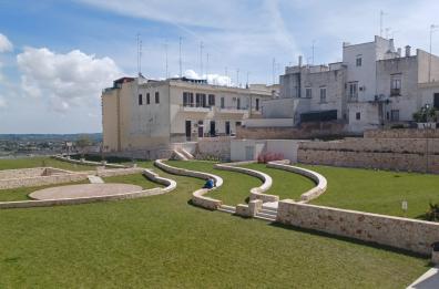 La Valle d'Itria fa rete: extralberghieri a convegno 