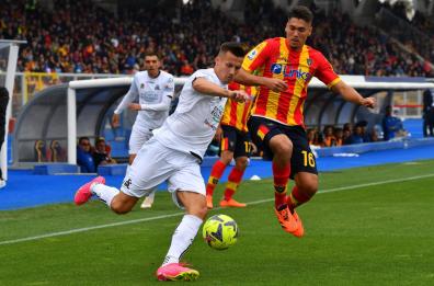 Lecce, finisce 0-0 con lo Spezia, un punto che fa sperare in chiave salvezza