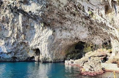 Lecce, la grotta della Zinzulusa chiusa al pubblico per caduta massi