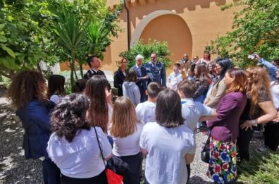 Brindisi, 16 studenti «adottano un monumento» e si trasformano in guide turistiche