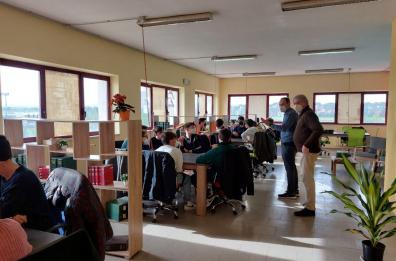 Foggia, studenti aspiranti imprenditori, confronto sulle idee del «Pascal»