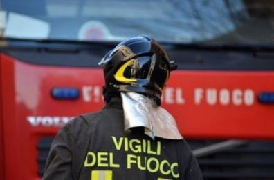 Tragedia sfiorata a Taurisano, crolla solaio di un garage: salve 2 persone