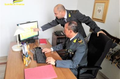 Taranto, camerieri, baristi e operai assunti «in nero»: scoperti 32 casi