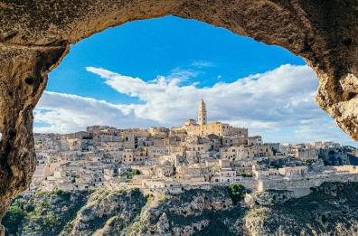 Matera Fiction Fest, la rassegna sulla serialità ospita Frassica, Verdone, Elena Sofia Ricci