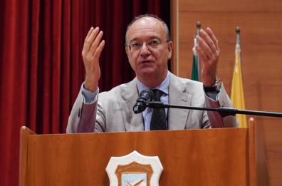 Valditara: «Presto un'agenda Sud contro la dispersione scolastica»
