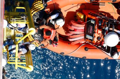 Geo Barents in navigazione verso Bari, previsto per martedì l'arrivo di 30 migranti