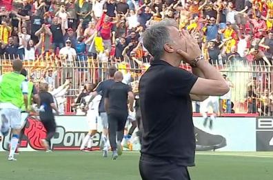 Baroni: «Lecce salvo, è la squadra più giovane della Serie A». La felicità dei tifosi 