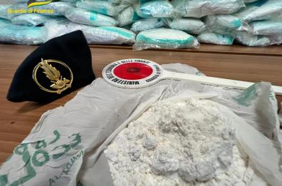 Droga, smantellata associazione a delinquere vicina alla 'ndrangheta: 37 arresti in tutta Italia, anche a Foggia e Potenza