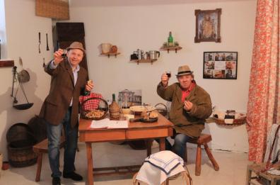 Com'era la Potenza del passato: i sottani d'epoca rivivono grazie al teatro