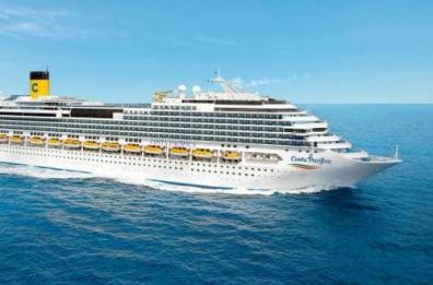 Il primo approdo della Costa Pacifica nel porto di Taranto